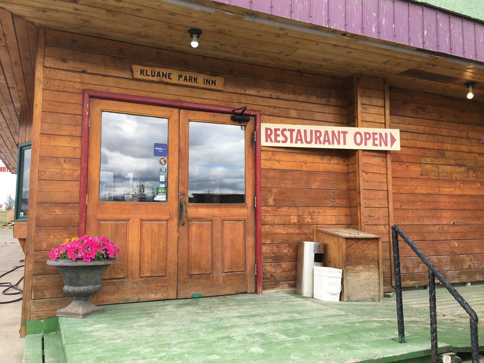 Kluane Park Inn Haines Junction Dış mekan fotoğraf